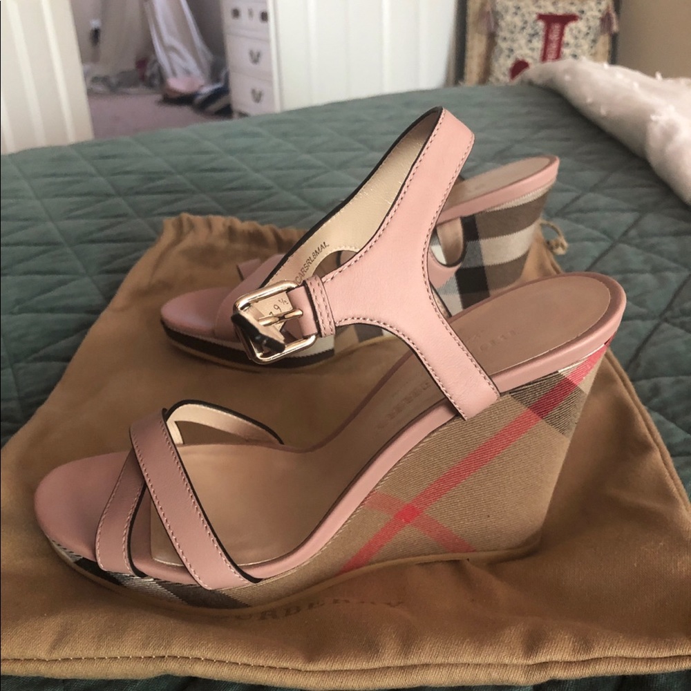 Burberry Wedges